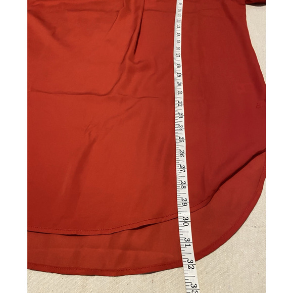 NWT Treasure Bond Silky Blouse Womens Small Red High Collar Office Modern Blouse - Picture 13 of 16